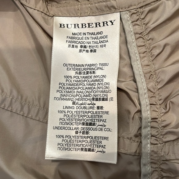 Authentic Burberry Trench - Picture 8 of 13